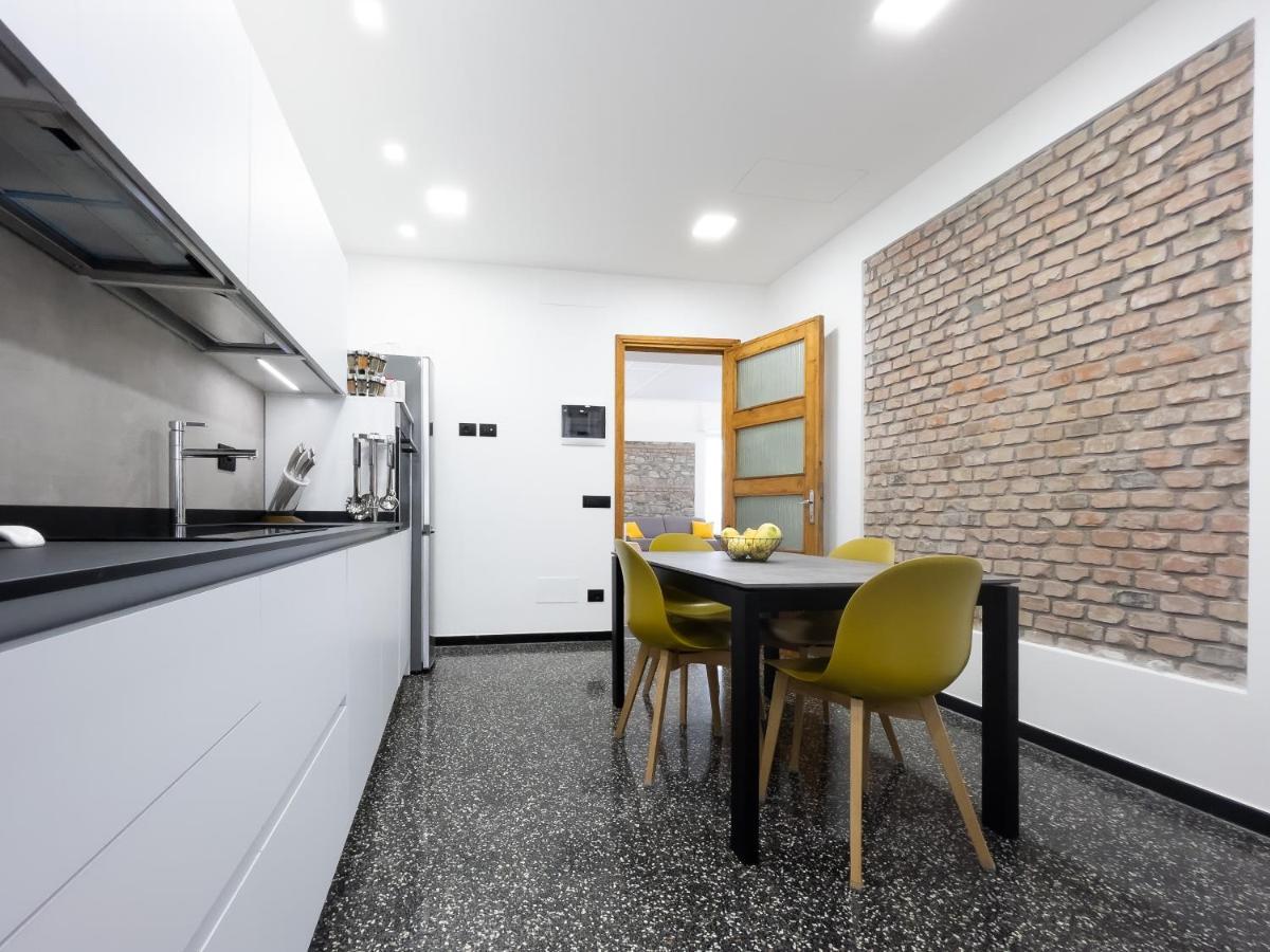 Largodoria - Viagenova, Box Auto Privato Incluso * Albenga